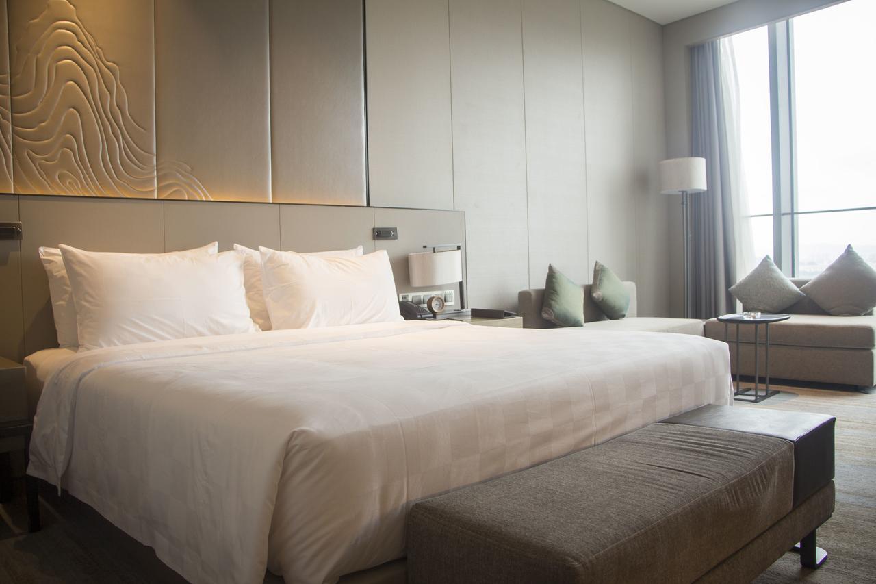 Nanjing Golden Eagle Summit Hotel Екстериор снимка