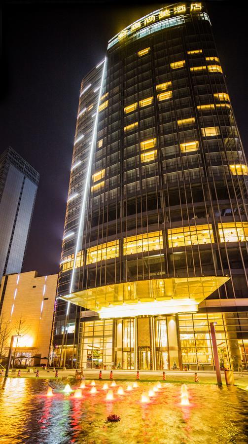 Nanjing Golden Eagle Summit Hotel Екстериор снимка