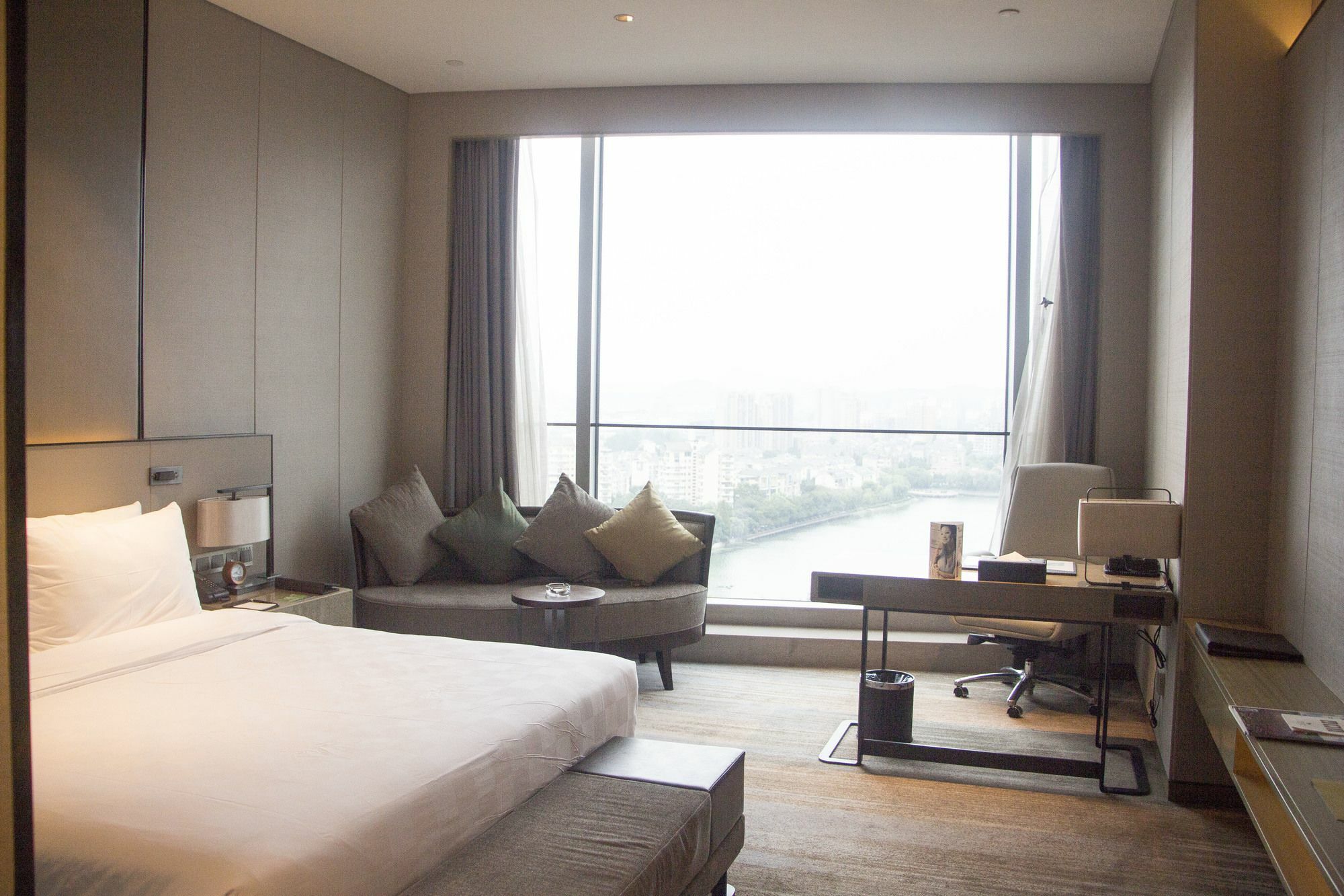 Nanjing Golden Eagle Summit Hotel Екстериор снимка