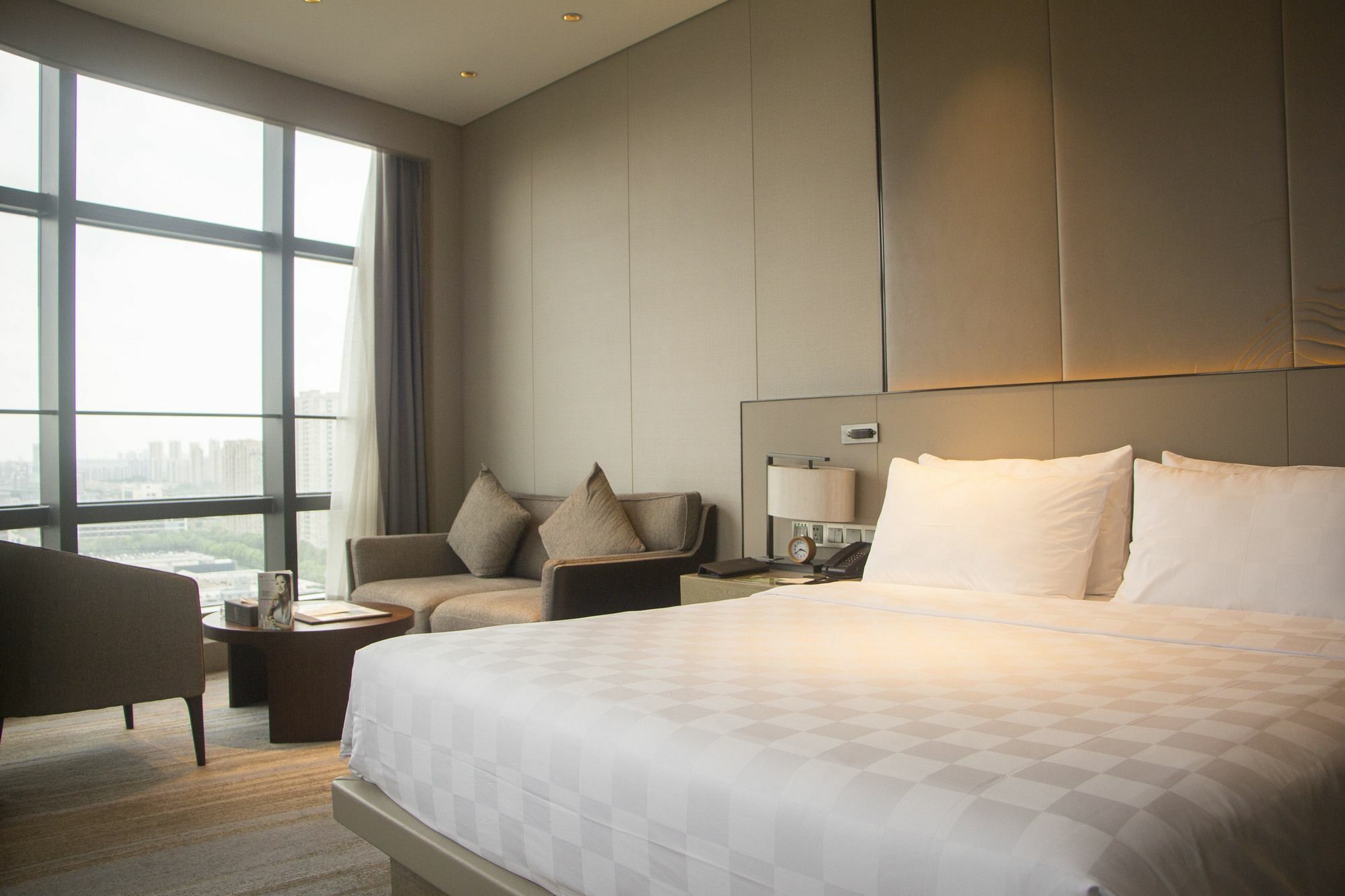 Nanjing Golden Eagle Summit Hotel Екстериор снимка