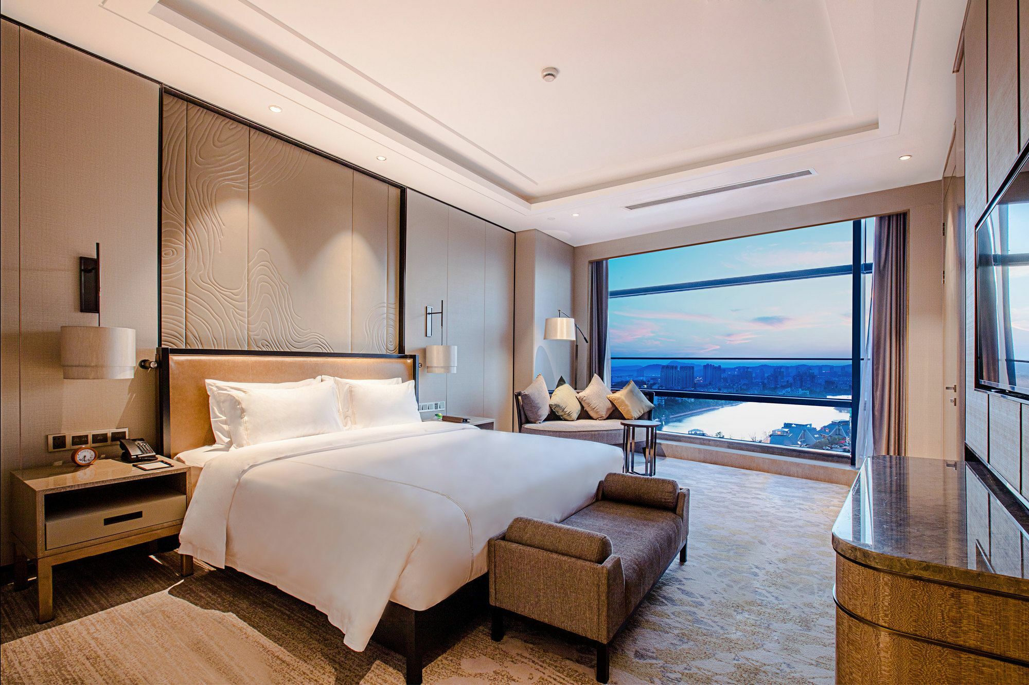 Nanjing Golden Eagle Summit Hotel Екстериор снимка