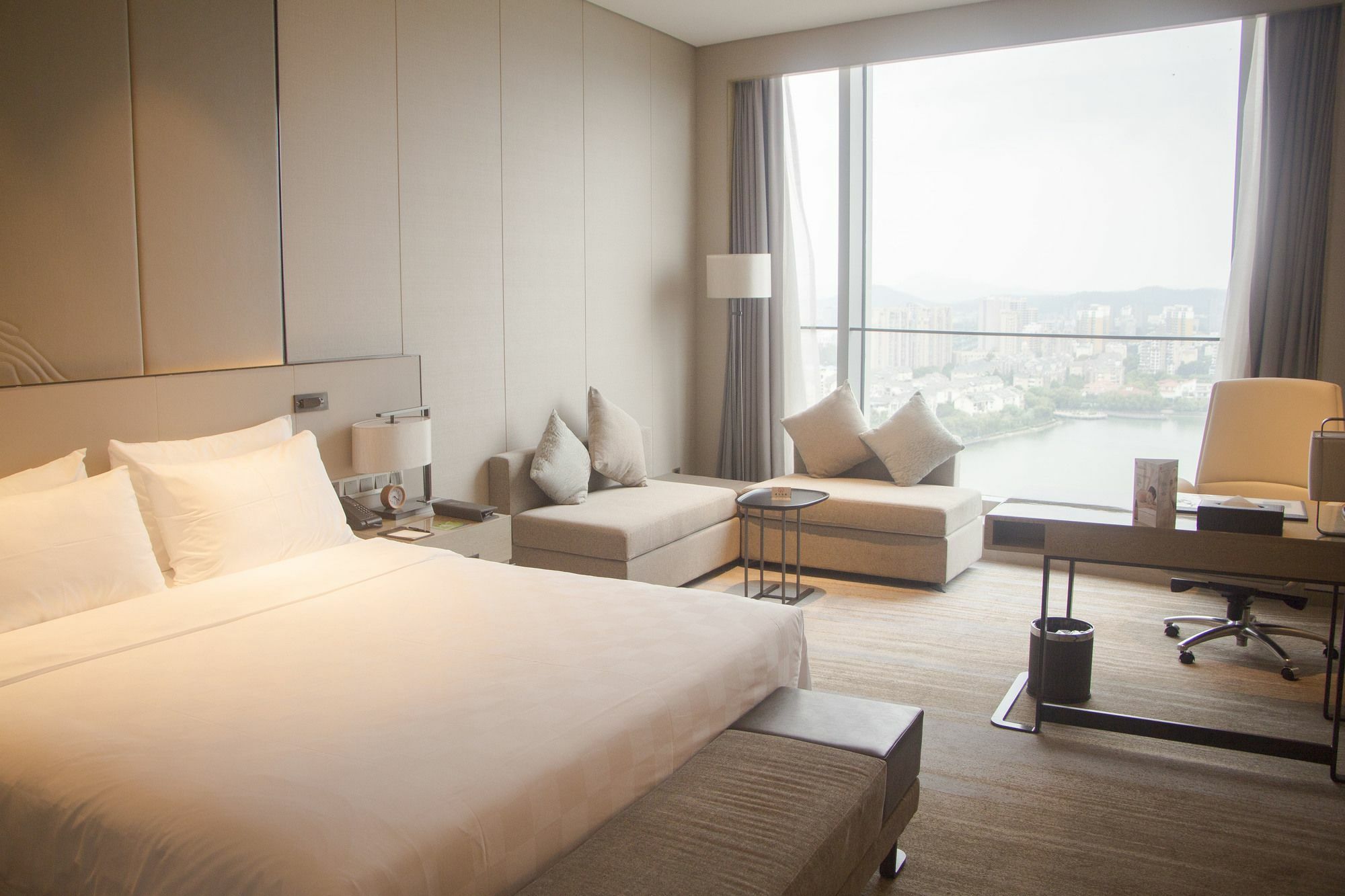 Nanjing Golden Eagle Summit Hotel Екстериор снимка